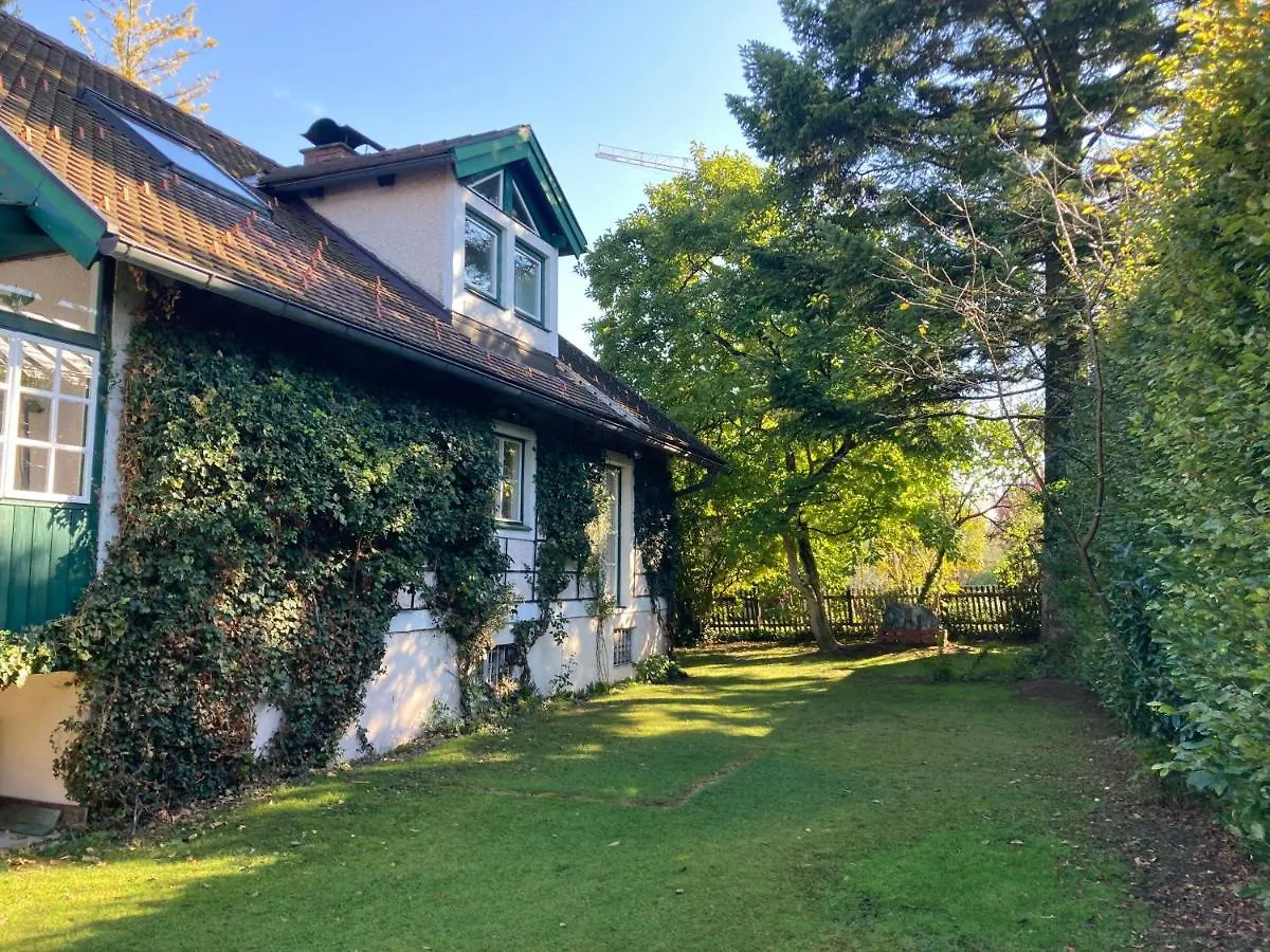 Haus Mit Sauna Und Privatem Badeteich In Anif Bei Salzburg Austria